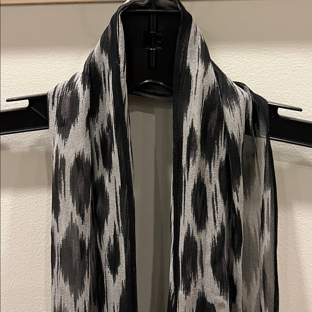 Ann Taylor Sheer Patterned Scarf